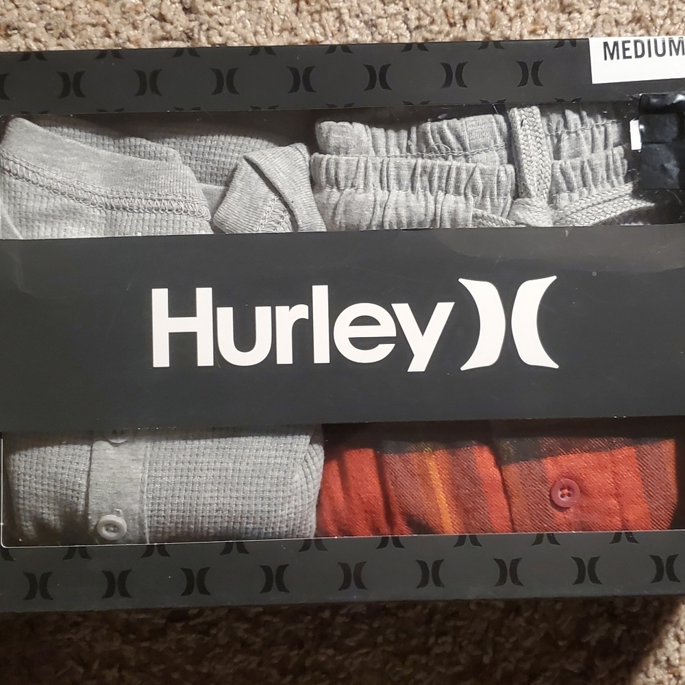 Hurley Ember 2-piece Loungewear Box Set